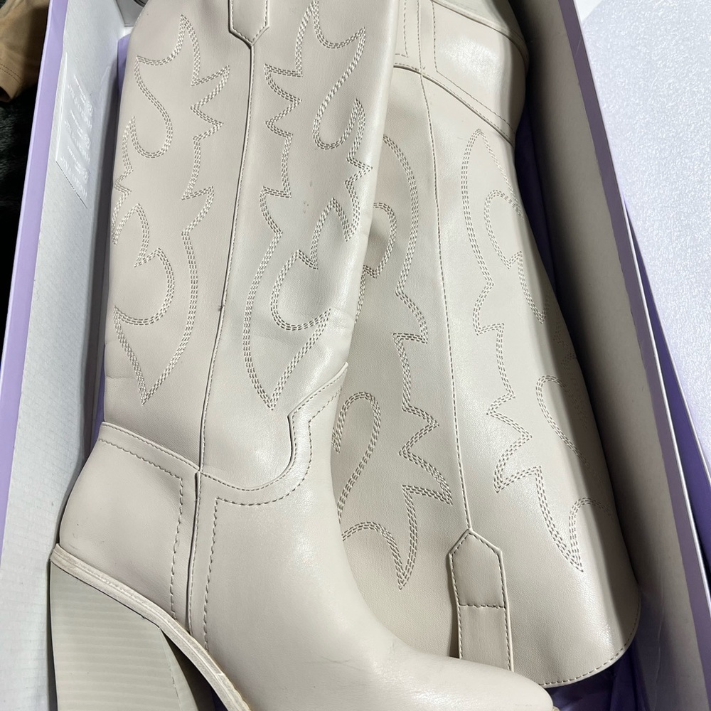 Women's Cream Western Boots